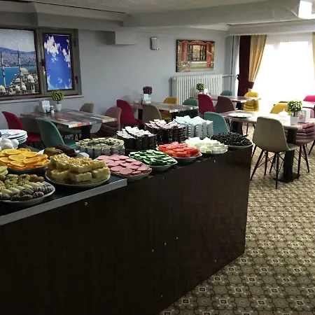 Metropol Hotel 호텔 2*